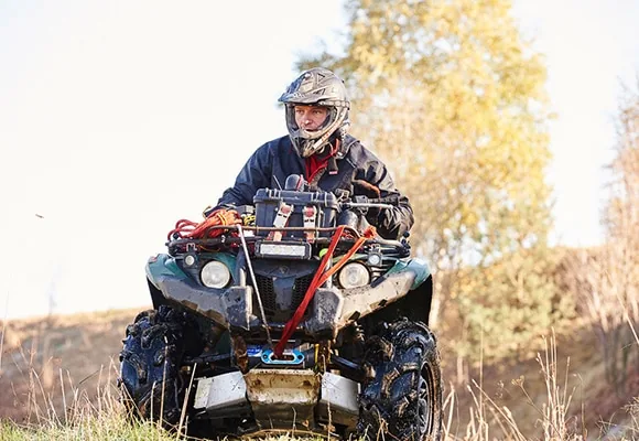 Specialized ATV and Snowmobile - Instructor Oskar Pieprzak